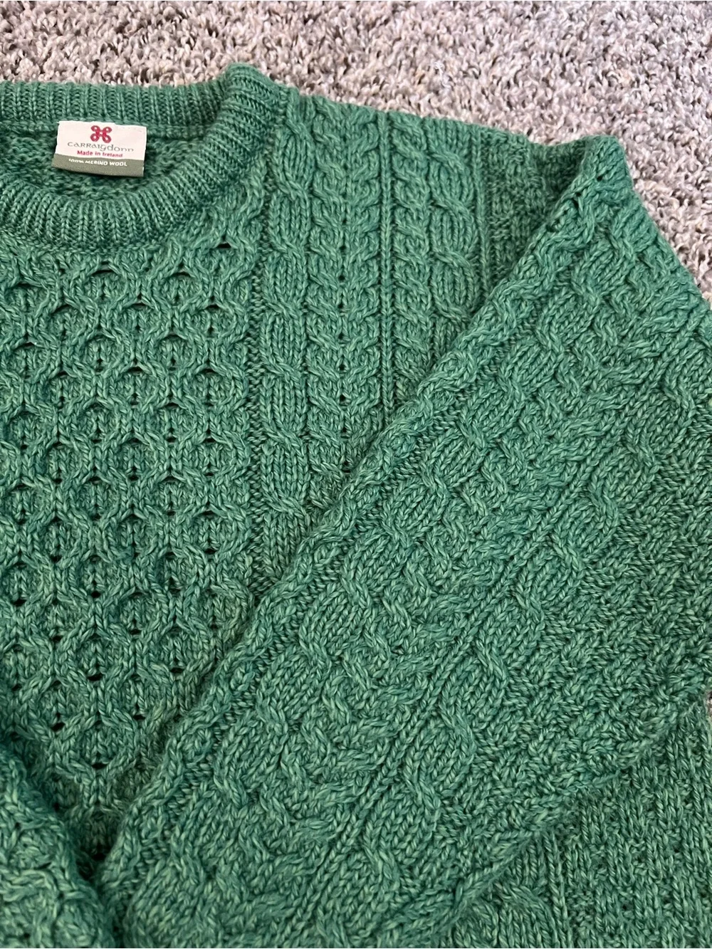 Vintage Carraig Donn green merino wool cable knit sweater Irish Fisherman Cabin